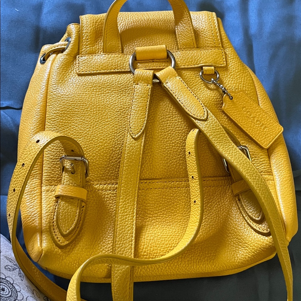 Coach Mini Turnlock Rucksack In Pebble Leather - Picture 7 of 9